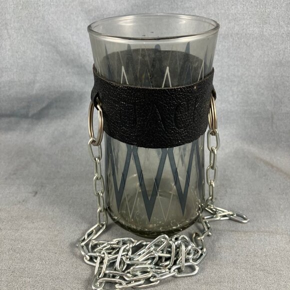 1970s Swinger Hands free Drinking Party Glass with Neck chain Gag Gift - Picture 1 of 4